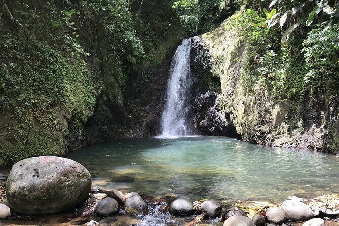 Seven Sisters Waterfalls Hike - What the Tour Includes and What You Should Bring
