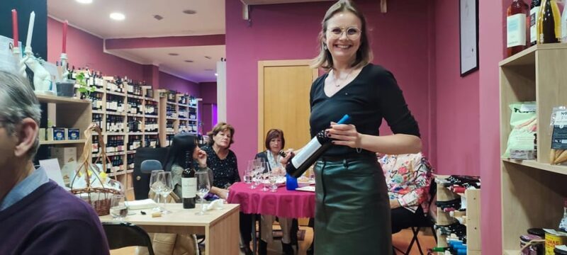 Sevilla: Wine Chat in Vinalium - Frequently Asked Questions