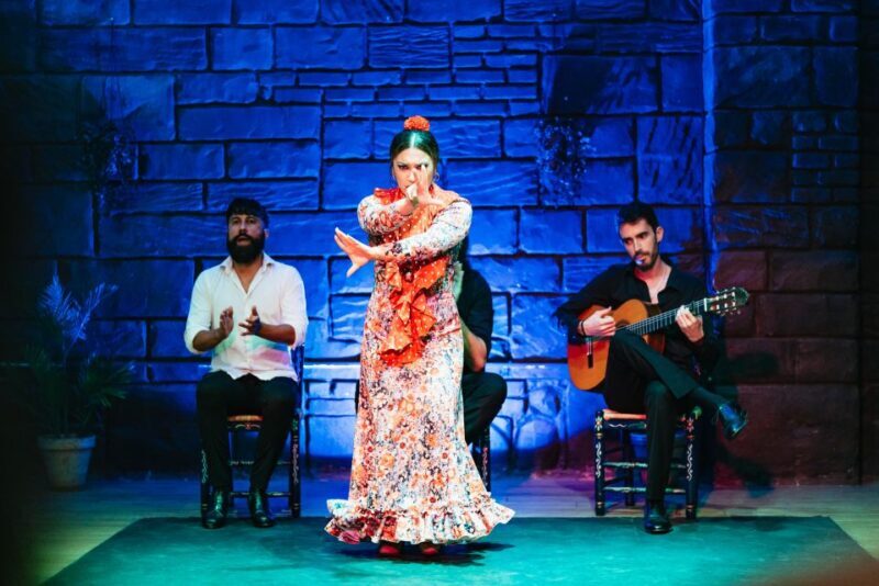 Seville: Baraka Sala Flamenca Show with Drink in Triana - Final Thoughts: Is It Worth It?