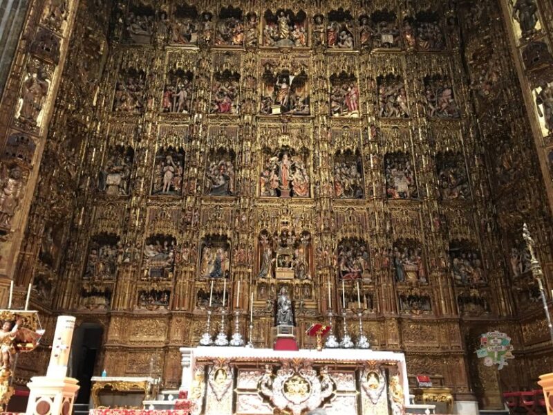 Seville: Cathedral, Giralda, and Royal Alcázar Guided Tour - Tour Highlights and Experience