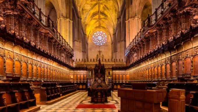 Seville: Cathedral Guided Tour W/ VR City Tour & Roof Lunch - Frequently Asked Questions