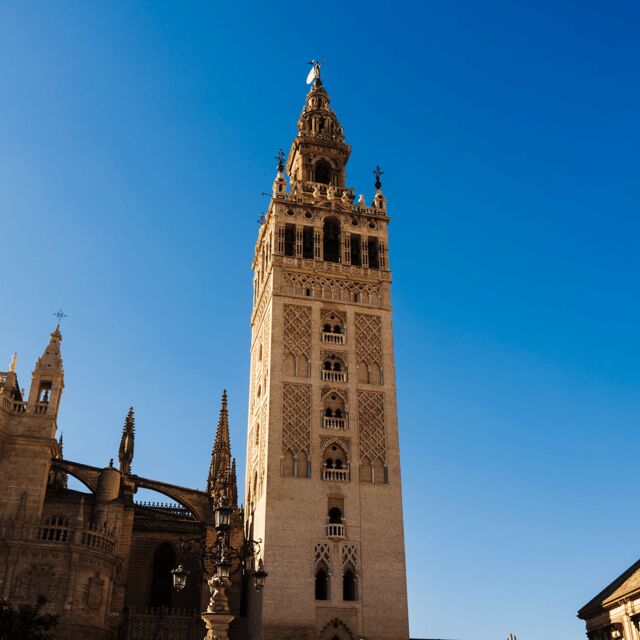 Seville: CATHEDRAL TINY GROUP SKIP THE LINE - The Experience in Context