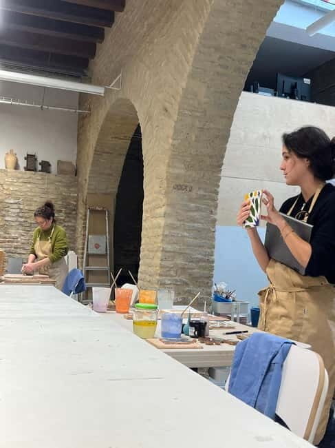 Seville: Ceramic Tile Workshop in Triana - The Sum Up