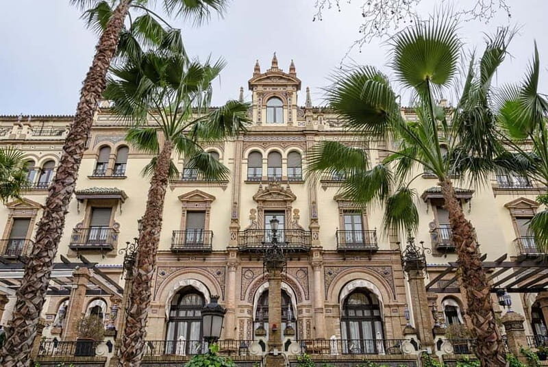 Seville: Exclusive City Highlights Tour with Guide - An In-Depth Look at the Tour Experience
