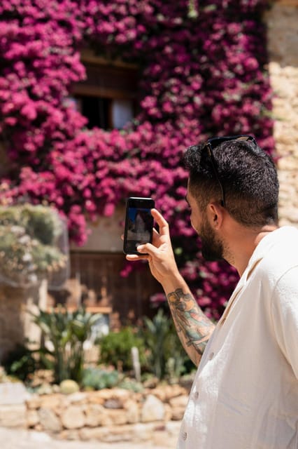 Seville: Express Walk With a Local in 60 Minutes - Tour Highlights