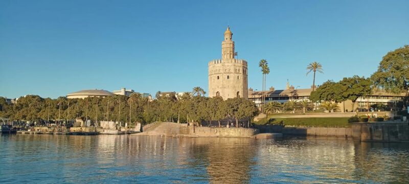 Seville: Guadalquivir Boat Tour with Optional Lunch/Dinner - Food & Drink on Board