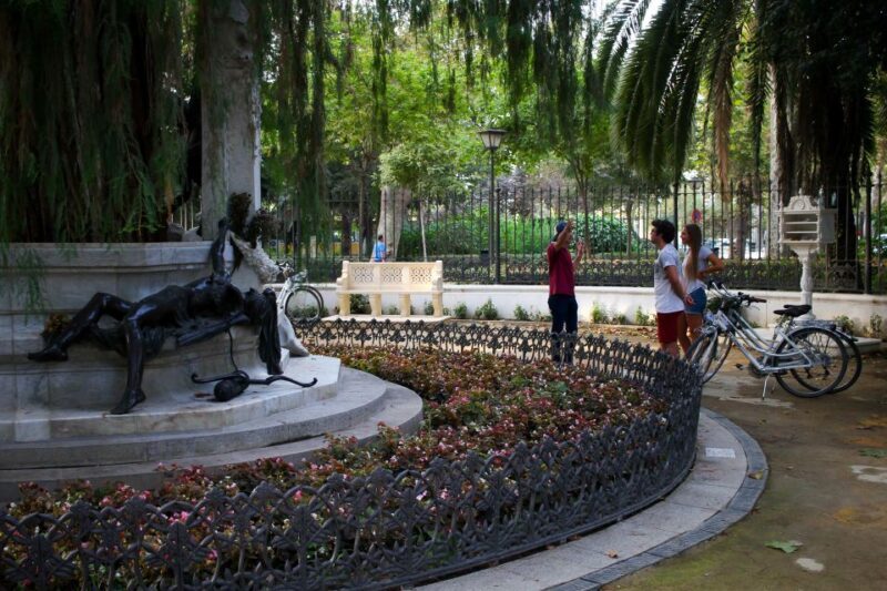 Seville: Guided Sunset Bike Tour - Why This Tour Works Well
