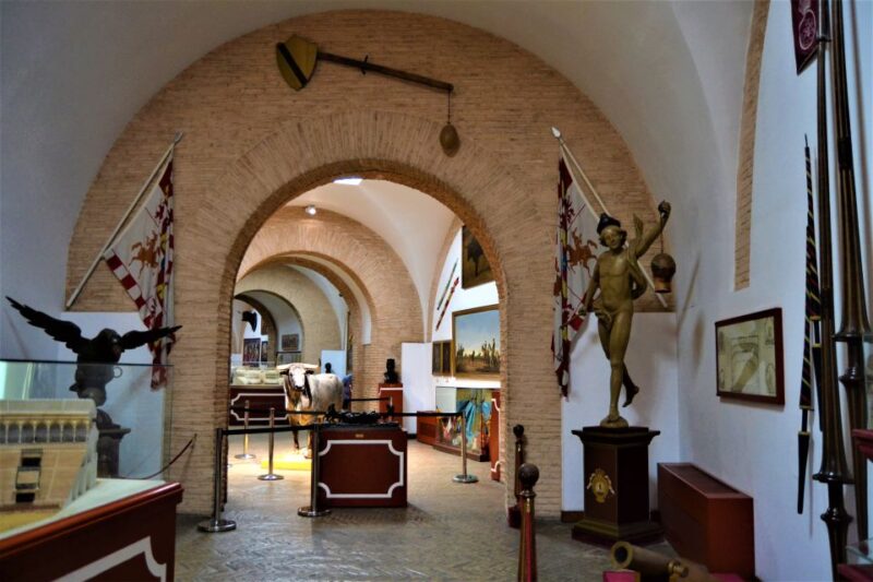 Seville: Guided Tour of the Bullring and Museum in Spanish - Experience Highlights