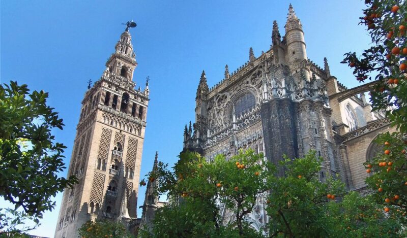 Seville: Guided Tour With Cathedral & Giralda Entrance - Good To Know