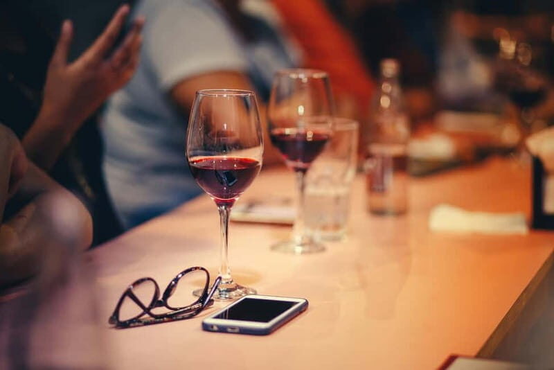 Seville in Depth: Exclusive 6-Hr Walking Tour+Tapas & Drinks - Who Will Love This Tour?