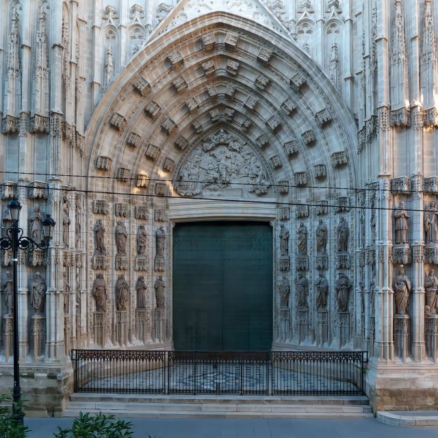 SEVILLE in One Day: Gps-Autoguided Audio Tour - Seville Cathedral