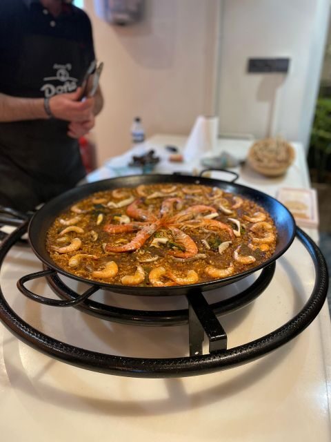 Seville: Paella and Sangria Experience - Watching a Master at Work: The Paella Preparation