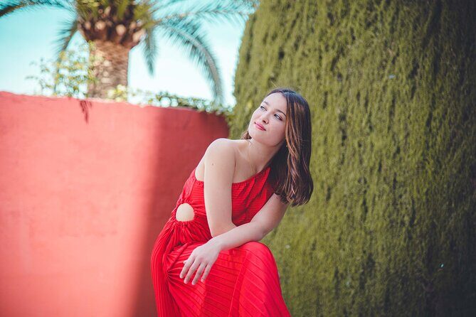 Seville Personalized and Professional Photoshoot - Who Should Consider This Experience?