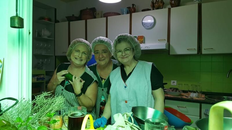 Seville: Private Cooking Class in an Andalusian House - Inclusions and Accessibility