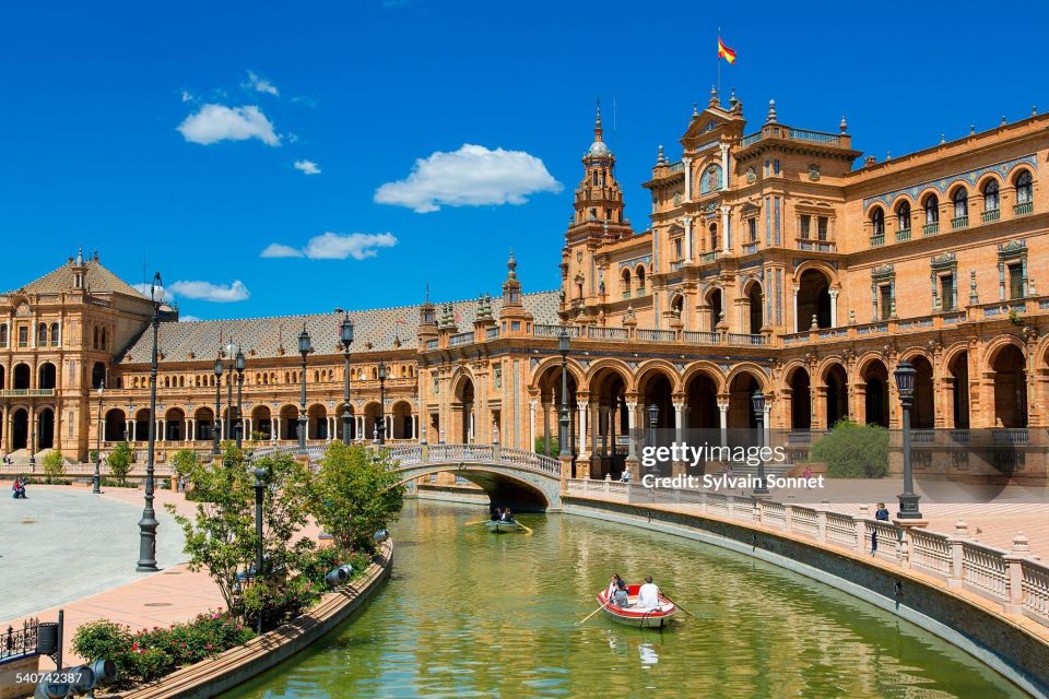 Seville: Private Transfer From Lisbon - Booking and Cancellation Policy