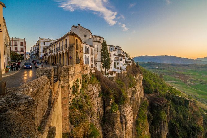 Seville Private Transfer to Granada With a Visit to Ronda - Highlights of Ronda Visit