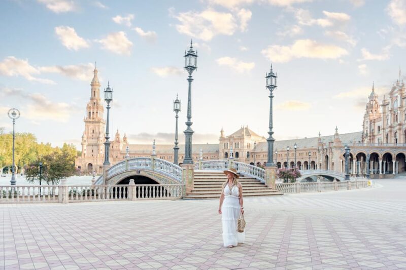 Seville: Professional Photoshoot - Location and Accessibility