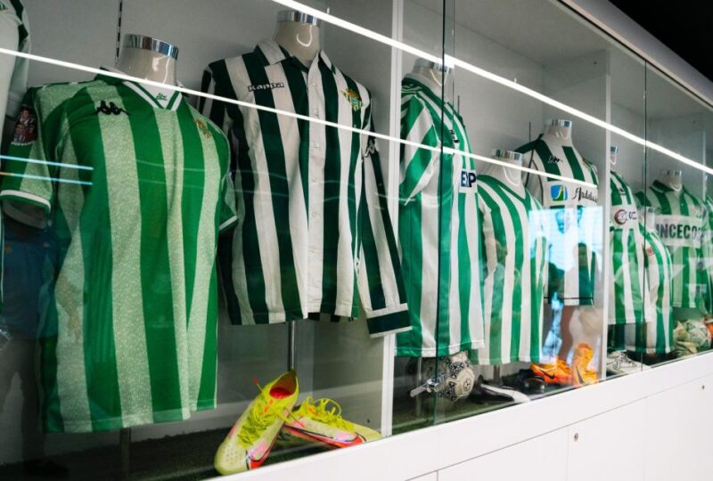 Seville: Real Betis Tour at the Benito Villamarín Stadium - Immersive Experiences and Exhibits