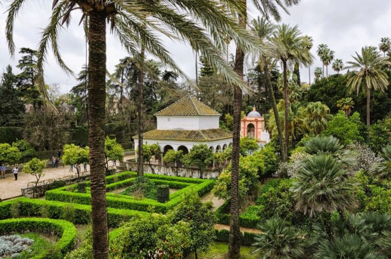 Seville: Small-Group Alcázar Guided Tour & Entry Ticket - The Justice Room and Palace of Plaster: Architectural Marvels