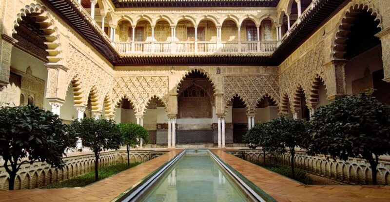 Seville: Small-Group Alcázar Guided Tour & Entry Ticket - Trade and Admiralty: The House of Trade and Admirals Room