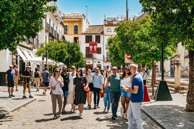 Seville: Tapas, Taverns and History Guided Walking Tour - Dinner, Dessert, and Wine at Bodeguita Antonio Romero Arfe