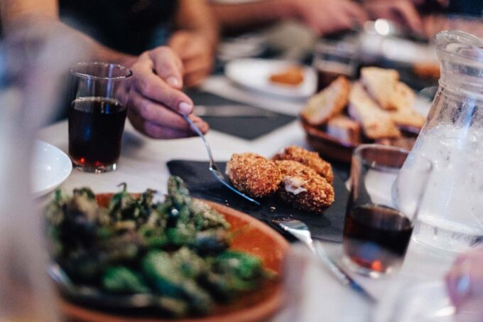 Seville: Wine and Gourmet Tapas Tour - Dietary Considerations