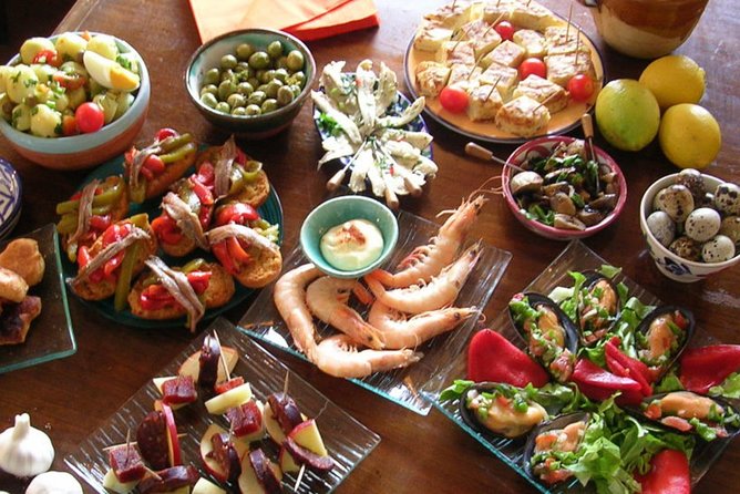 Seville Wine and Tapas Tour - Reservation Details