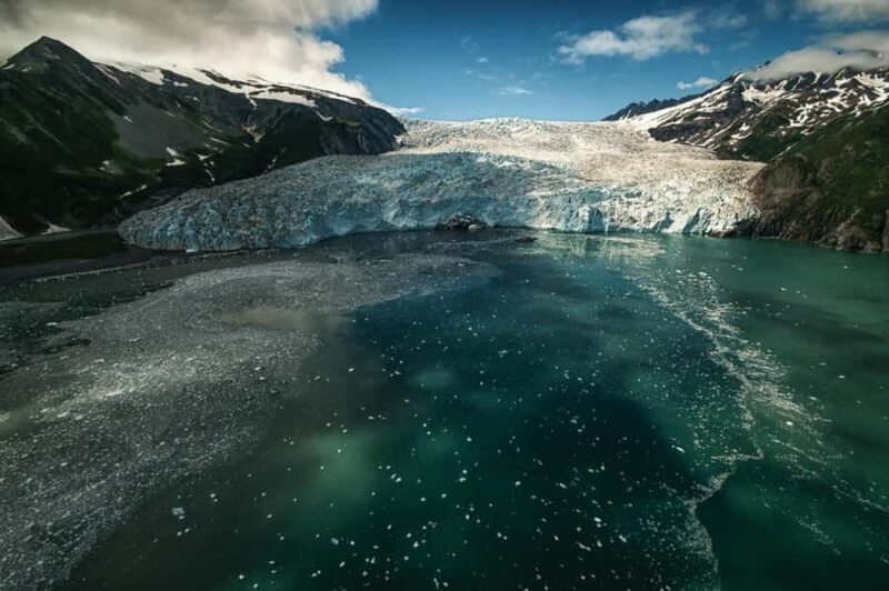 Seward: Bear Glacier Signature Helicopter Tour - Key Points