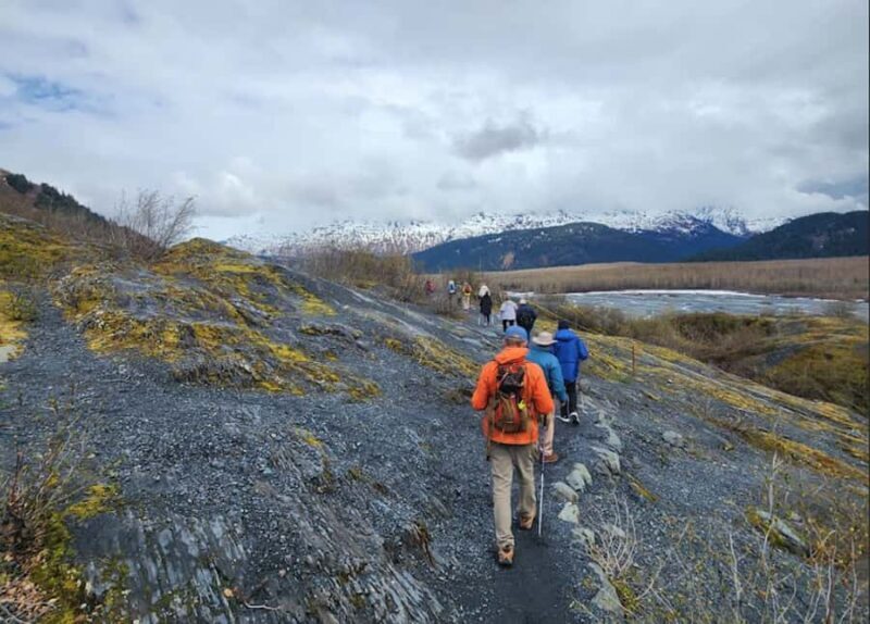 Seward: Bridal Veil Falls Kayak and Exit Glacier Hike Combo - Key Points