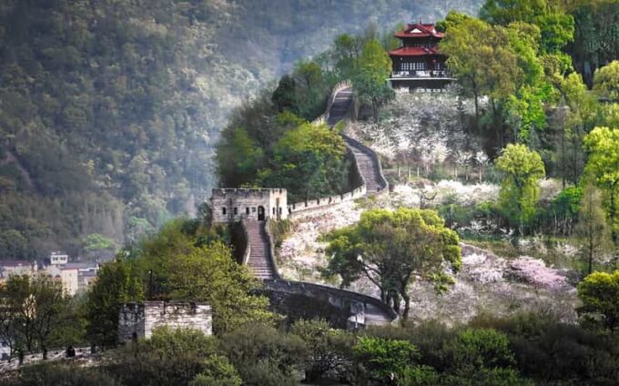 Shanghai: 2 Days Southern Great Wall Trip With 5star Hotel - Included in the Package
