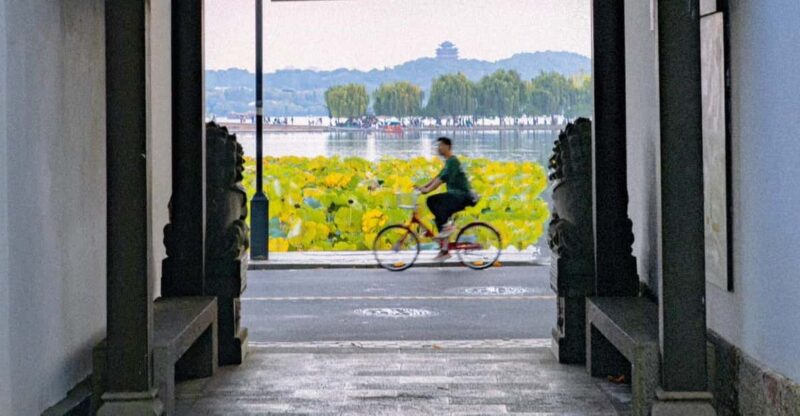 Shanghai: Hangzhou City Advanture & West Lake Bicycle Tour - Itinerary and Highlights