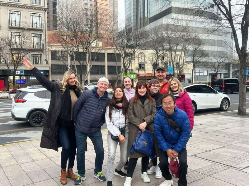 Shanghai Highlights Walking Tour With A Real Local-Tip Based - Old Town and Yuyuan Bazaar