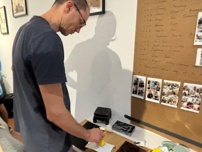 Shanghai: Jinhuishui and Calligraphy Art Class - Instructor Specialties