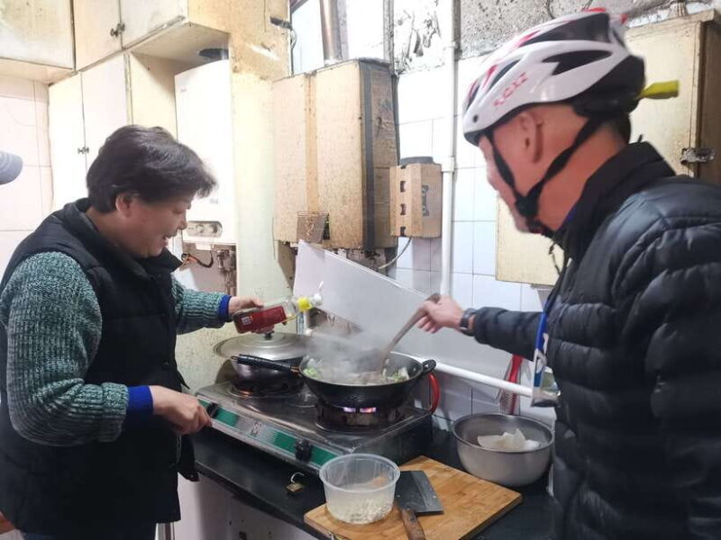 Shanghai Must-See and Foodie Test Bike Tour( Day & Night) - Analyzing the Value