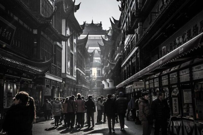Shanghai : Old Town Private Walking Tour - Accessibility and Availability