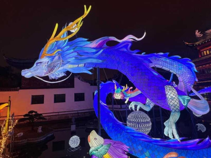 Shanghai: Personalized private tour with a certified French-speaking guide - The Sum Up