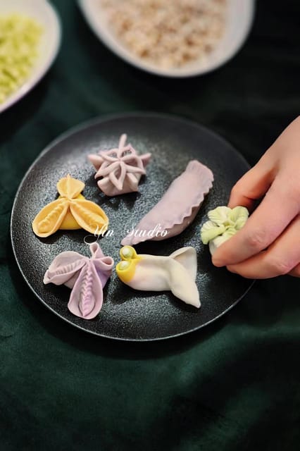 Shanghai:Art Steamed Dumpling Making in Shanghai Style Lane - Unique Dumpling Shapes
