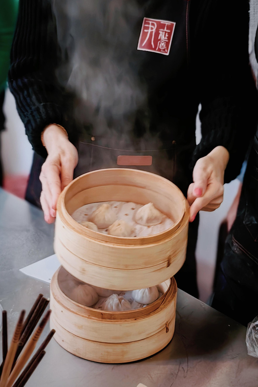 Shanghai:Soup Dumpling Making in Shikumen New Style Linong - Dough Making