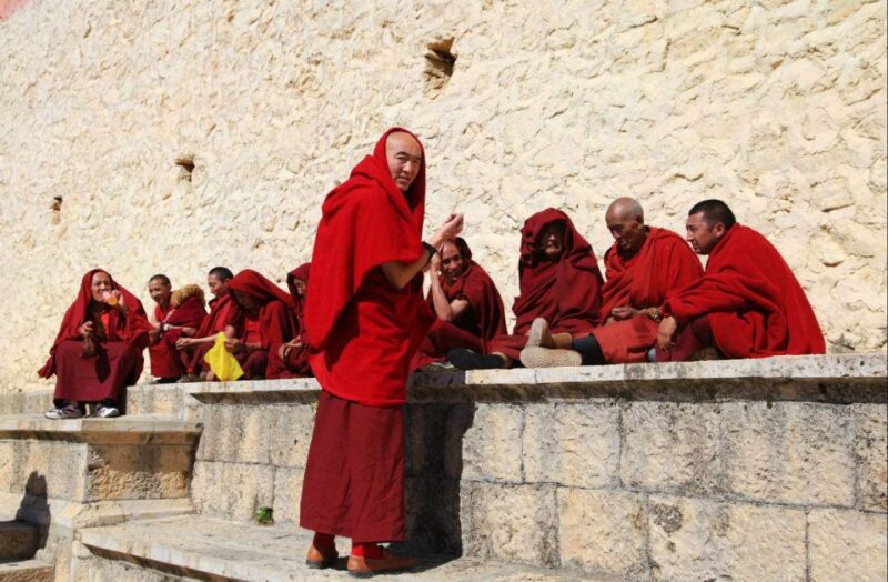 Shangri-La Area Private Day Tour - Itinerary Highlights