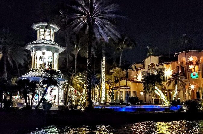 SHARED - 2h Holiday Lights Cruise Tour in Fort Lauderdale (6pax) - The Sum Up