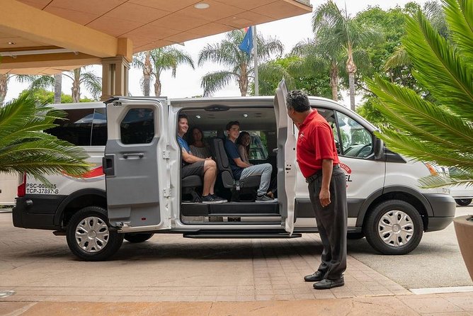 Shared Airport Arrival Transfer: LAX International Airport to Anaheim, Buena Park or Garden Grove - Getting to Your Destination