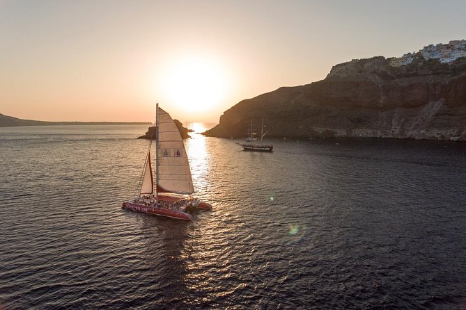 Shared Basic Sunset Trip of Santorini via Red Beach & White Beach - Sum Up