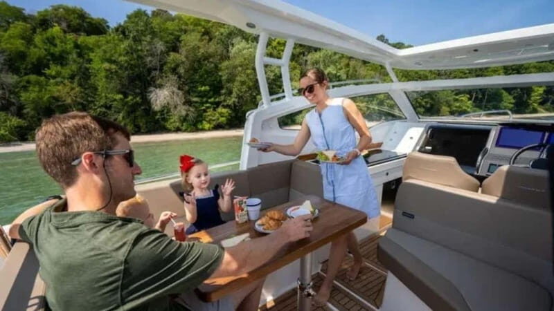 Shared Boat Tour in the Gulf of Poets - Real Feedback from Travelers