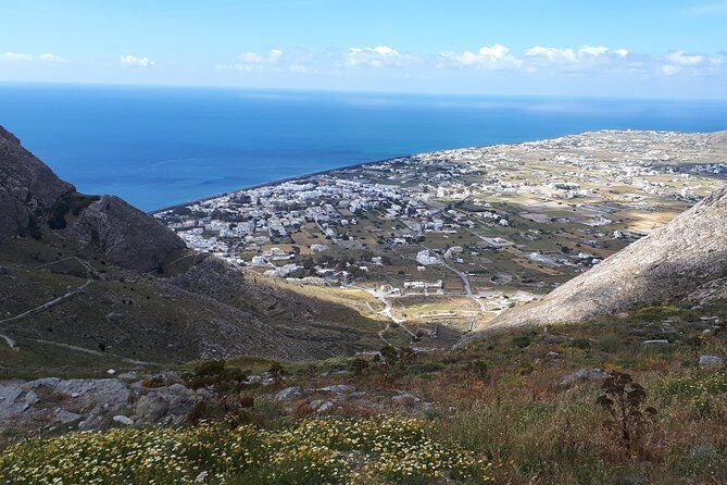 Shared Departure Transfers to Airport or Port Santorini - Who Is This Service Best For?