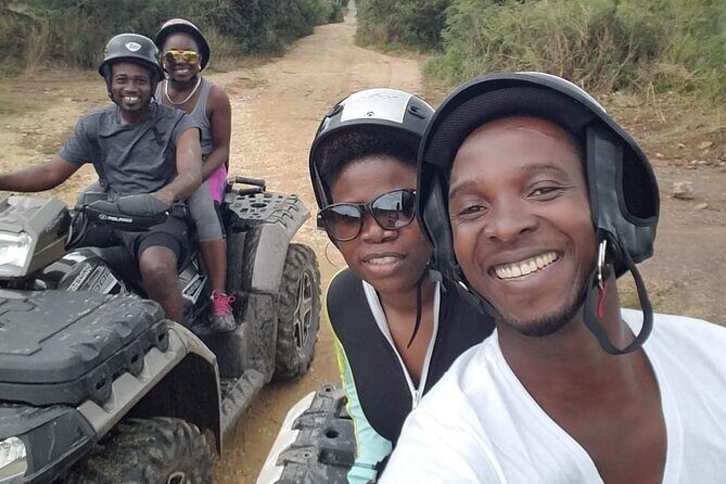 Shared Dirty Trails and Escapades - An In-Depth Look at the Tour Experience