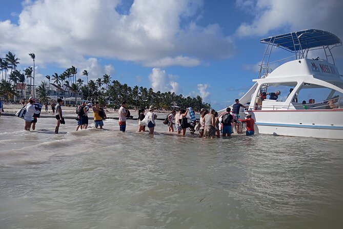 Shared Party Boat Cruise & Snorkel in Wonderful Time in Paradisea - Meeting and Pickup Details