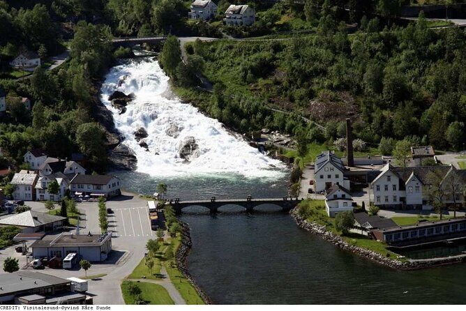 Shared Tour of Geiranger from Hellesylt - Who Should Consider This Tour?  