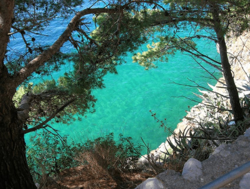 Shared Tour Sorrento, Amalfi Coast, and Pompeii from Naples - FAQ