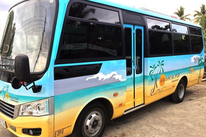 Shared Transfer (SIV) from Nadi Hotels/Denarau Hotels to Nadi Airport - The Drivers Role: More Than Just a Chauffeur