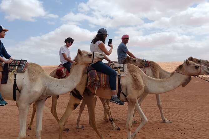 Sharing Tour to Wahiba Sand Desert and Wadi Bani Khalid Full Day - Pickup and Transportation Details